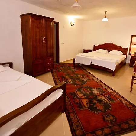 Bed and breakfast Ankh 3*