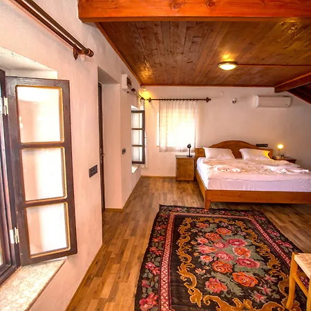 Ankh 住宿加早餐酒店 3*